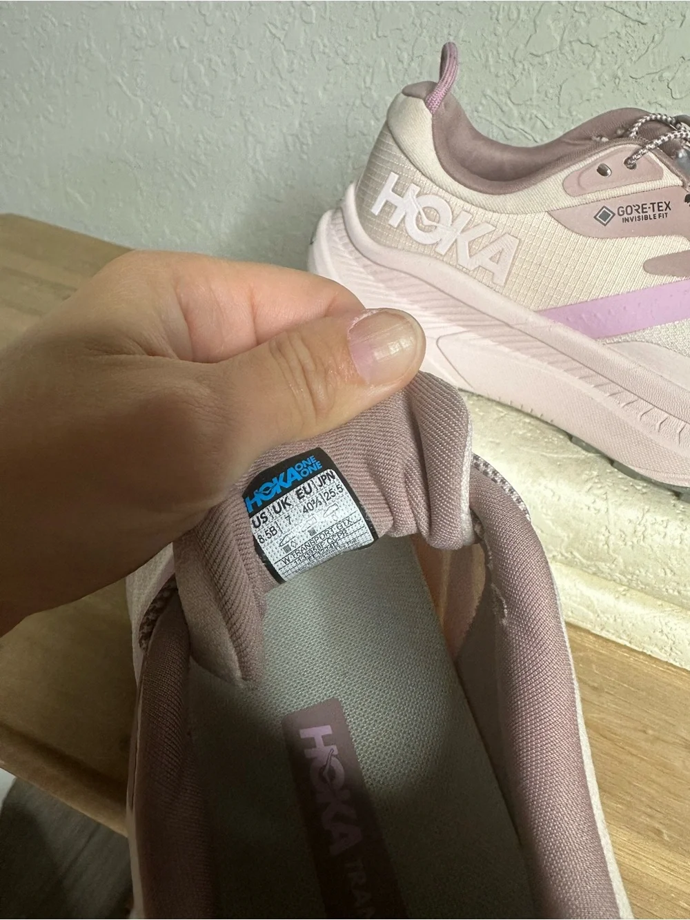 HOKA Women’s Transport GTX Cosmic Pearl light pink sneakers w toggle lase